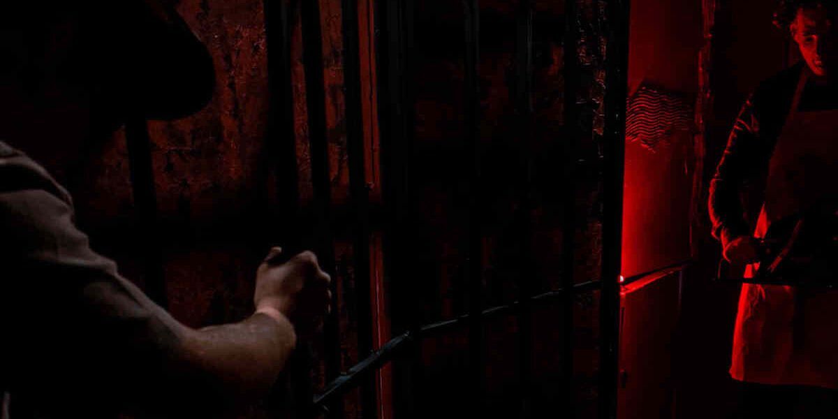 Хоррор-перформанс «Техасская резня бензопилой» ждет вашей игры Хоррор-перформанс «Техасская резня бензопилой» ждет вашей игры