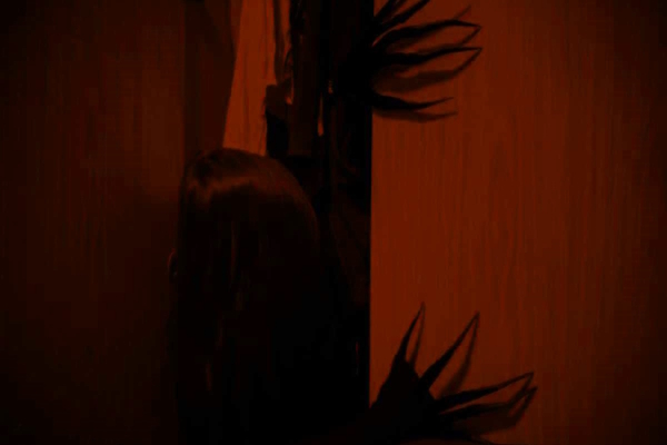 И гаснет свет